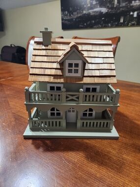 New Bird House Home